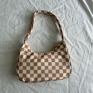 Checkered shoulder bag